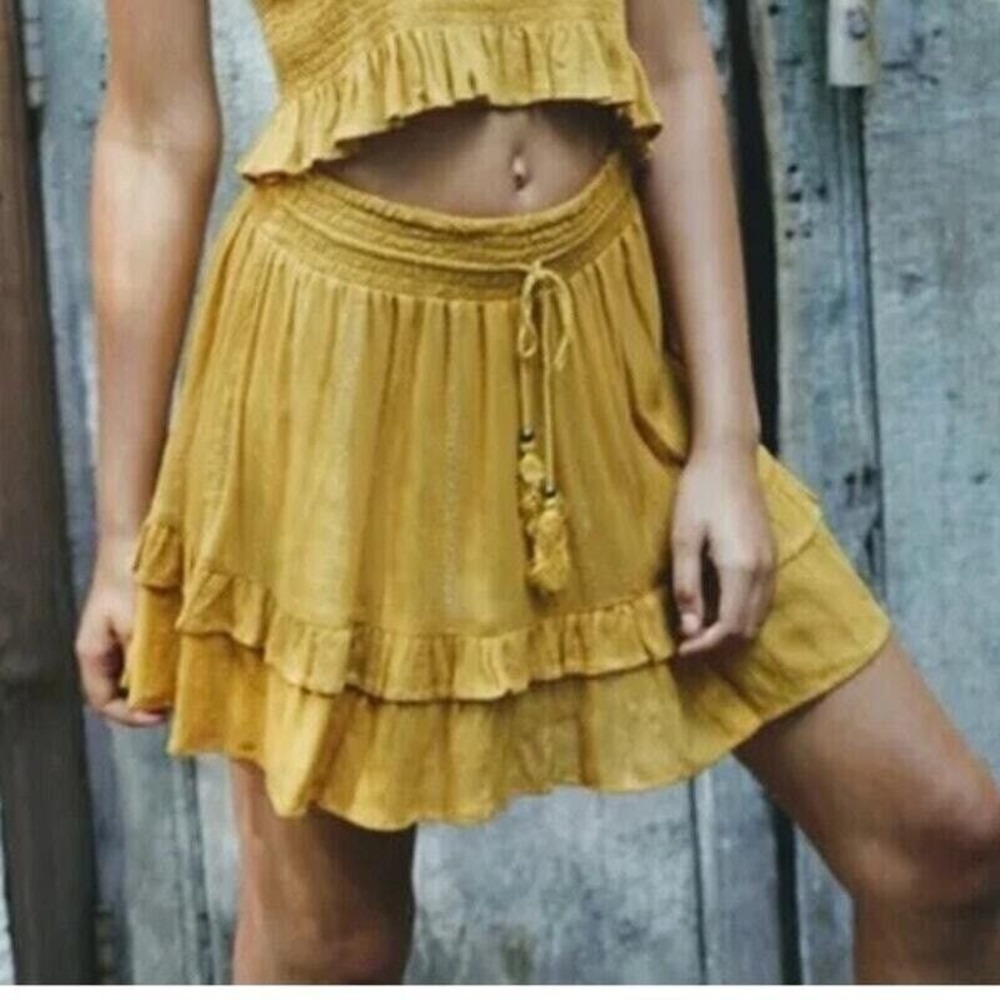 Seventeen Summers Tiered Mini Skirt Womens S Yellow Gold Metallic Boho Tassel